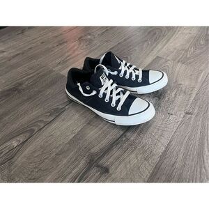 Converse Women's Chuck Taylor Madison Low Top Casual Sneakers
